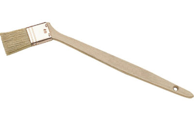 Brosse radiateur coudée polyvalente